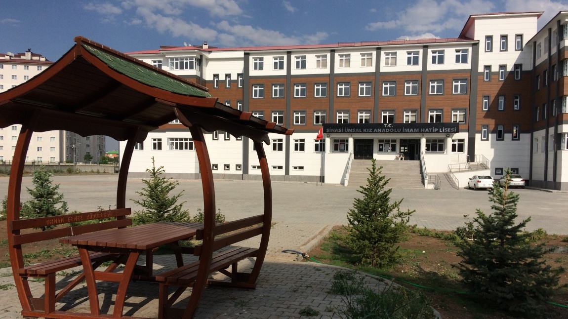 Şinasi Ünsal Kız Anadolu İmam Hatip Lisesi Fotoğrafı